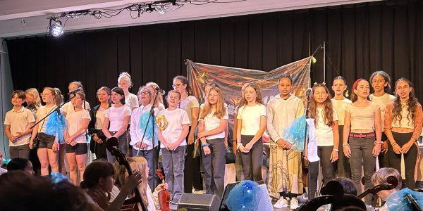 "Angie's Bar" - Beteiligung des Chors